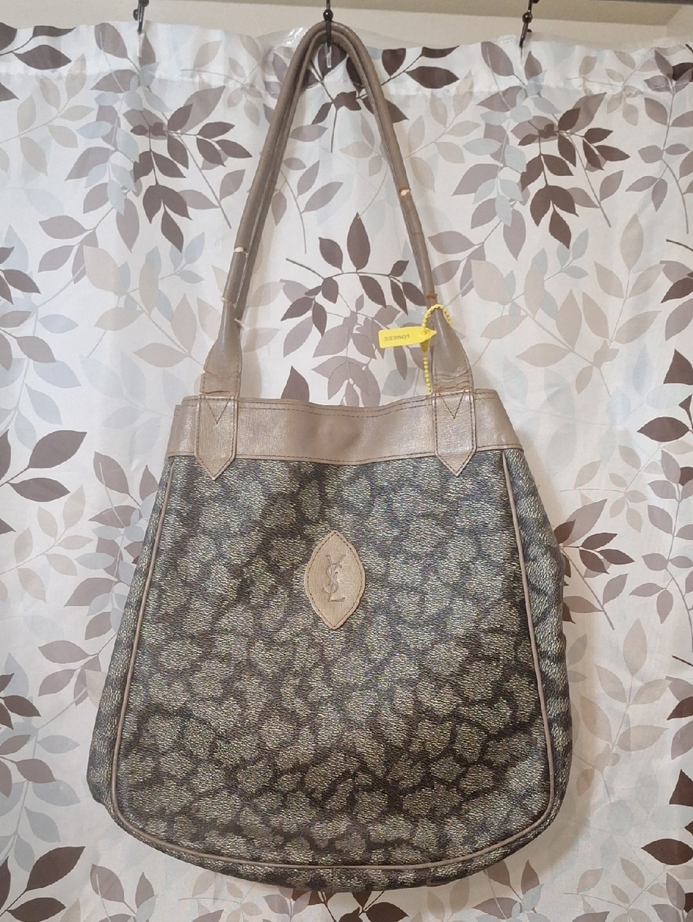 YSL Shoulder Bag Flawed